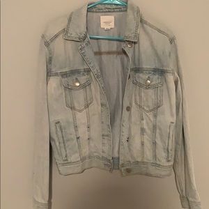 Light-wash American Eagle Denim Jacket